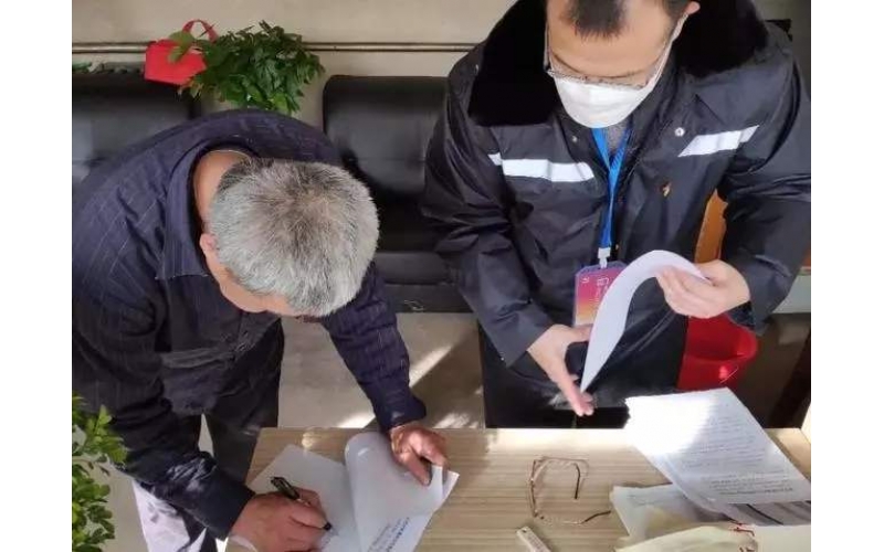 公共場所衛生許可過期經營，罰款5000元